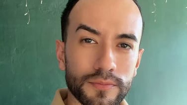 Cantante Ramzi revela en San Valentín lo que su novio hizo por él y lo presume como pocas veces