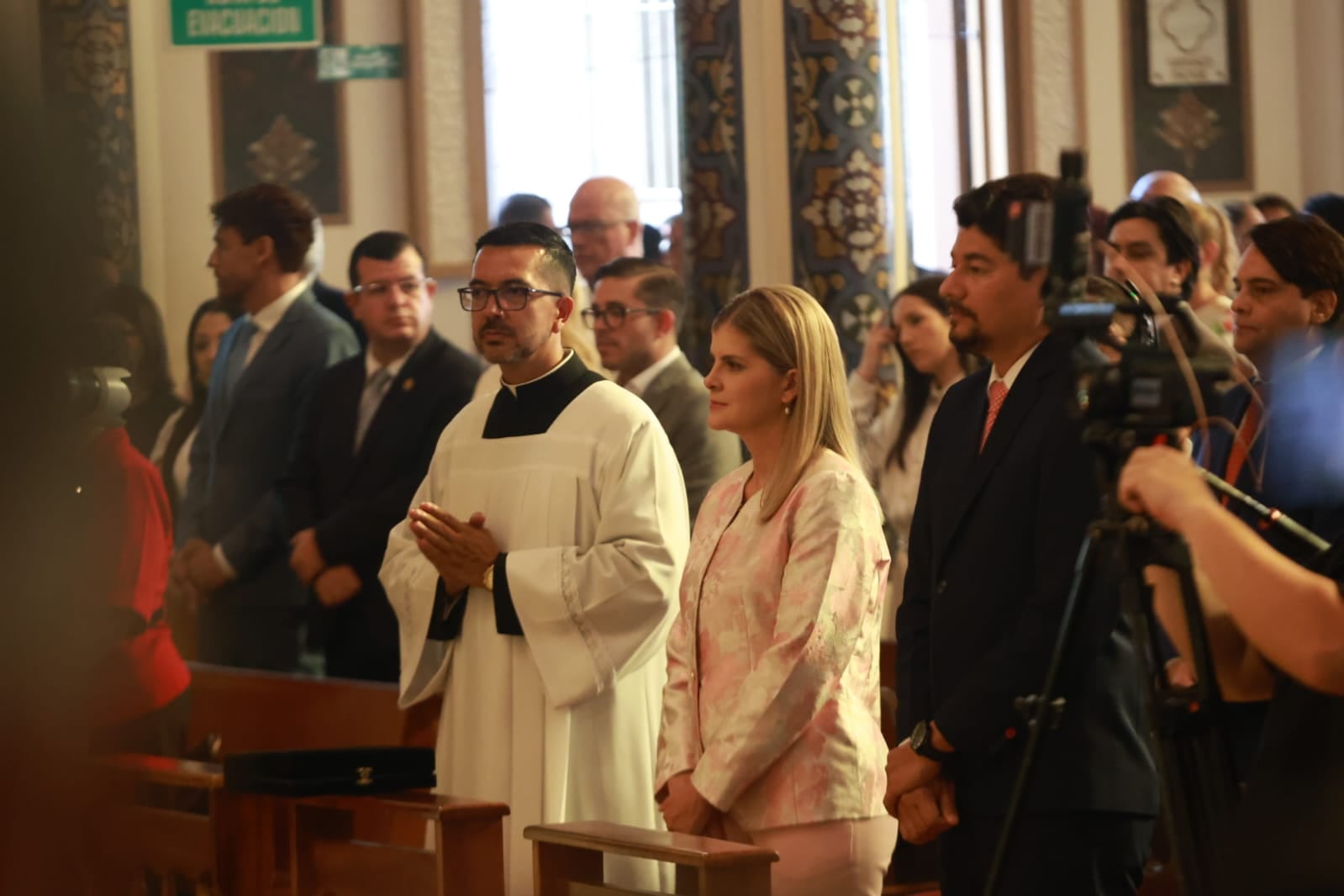 9 de mayo de 2026. Misa en la Basílica de Los Ángeles en Cartago donde asistieron la presidenta Laura Fernández junto con su gabitene, un día después del traspaso de poderes.