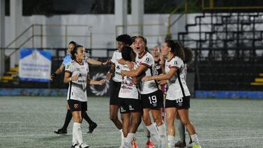 Alajuelense tiene de hija al Saprissa y le sacó gran ventaja en inicio de semifinales