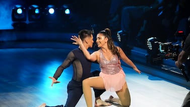Natalia Monge sufre lesión en ensayo de Mira quién baila y se va directo al hospital