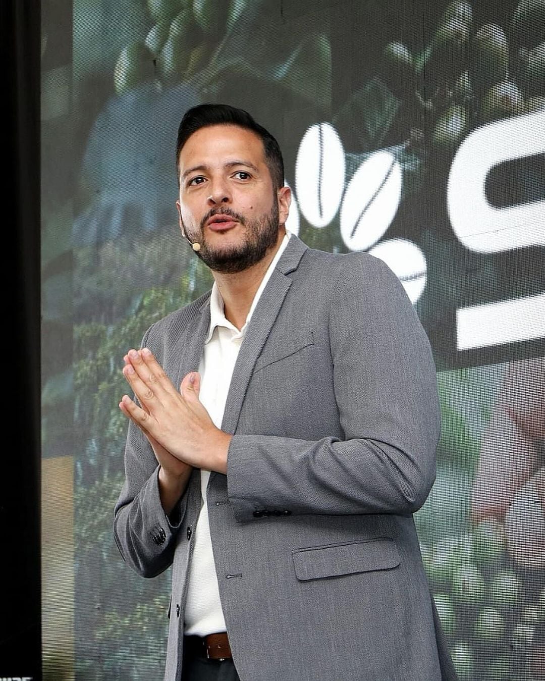 Max Barberena, retahilero