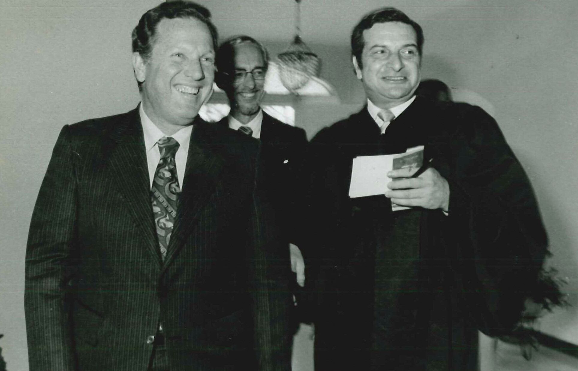 Imágenes del magistrado Rodolfo Piza Escalante, presidente de la Corte IDH, y de Rodrigo Carazo Odio, mandatario de la República, durante el inicio de la Corte IDH en Costa Rica. Fotos: Flickr Corte IDH