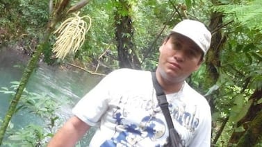 Hombre que murió al tratar de salvar a niños que se ahogaban es recordado como un héroe