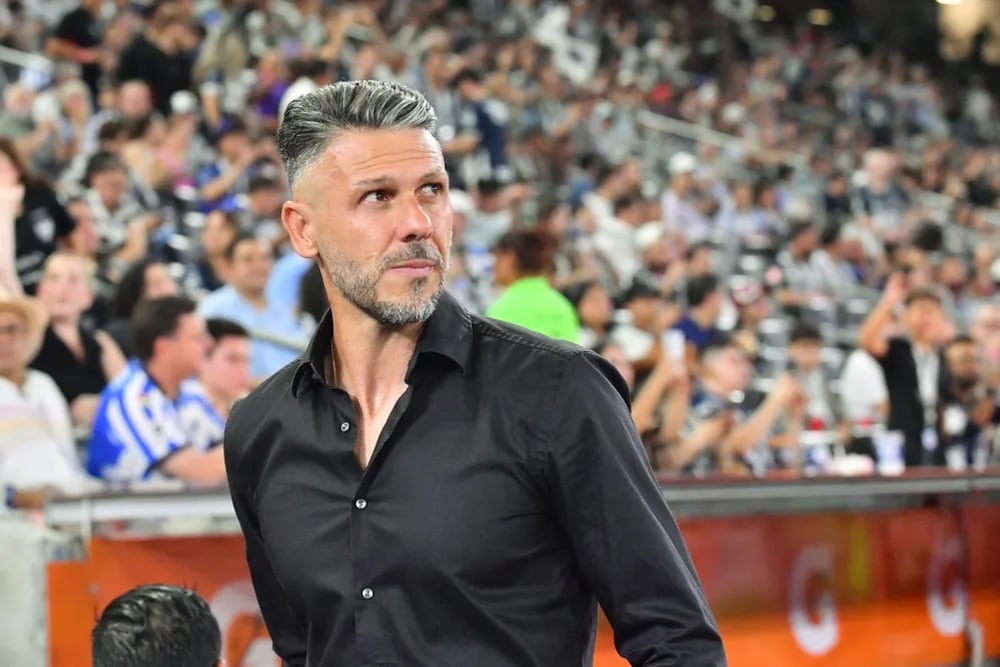 Martín Demichelis y sus hijos fueron rescatados tras quedar atrapados por la corriente en Punta del Este.