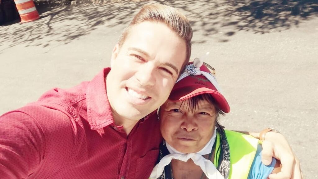 Ítalo Marenco y su amiga