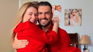 Glenda Peraza celebra los 37 años de su esposo con revelador mensaje: “Hizo que esta flor volviera a florecer”