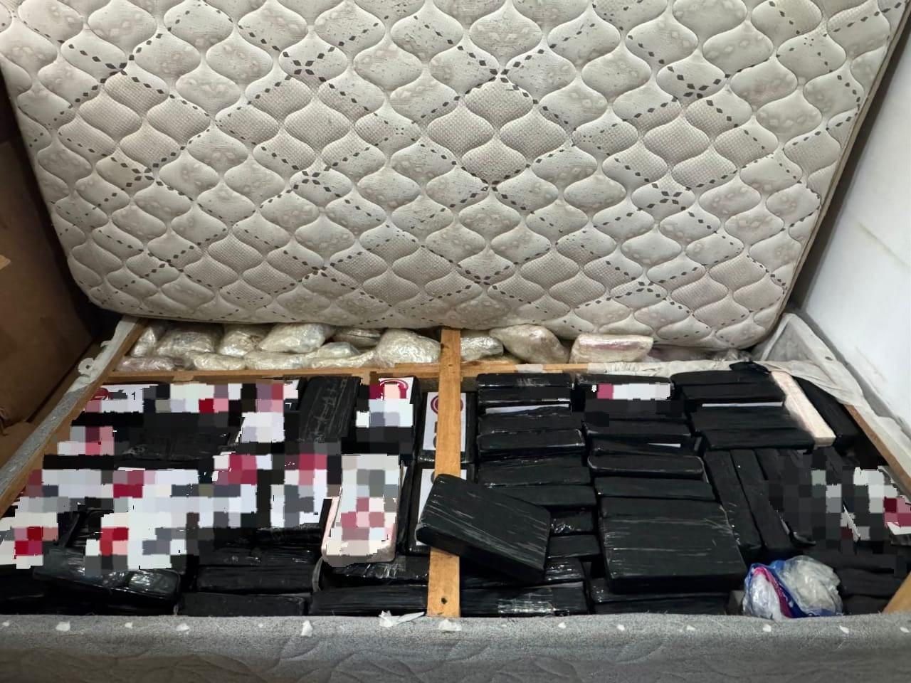 Un golpe contra una supuesta organización narco es la que realiza la Sección Especializada Antidrogas del OIJ en colaboración con la DEA y el FBI en diferentes sitios de Costa Rica. Foto: OIJ