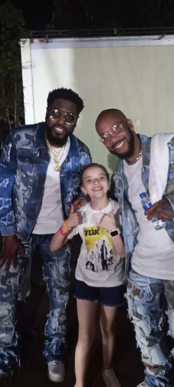 Leylani Jazmín Zeledón Huertas es de Birrisito de Paraíso en Cartago, tiene 11 años y desde los 7 aprendió a mezclar música por eso es DJ Jaz “La Princesa del Dancehall”.