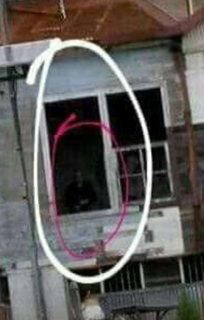 Investigación ParanormalCR, se llenó de fotos de gente que asegura haber capturado un fantasma con su cámara en el Sanatorio Durán, justo después de que el pasado 18 de febrero publicamos que el heredero de la muñeca maldita Annabelle, Chris Mckinell, autoridad mundial en temas paranormales y nieto de los Warren, visitó ese lugar