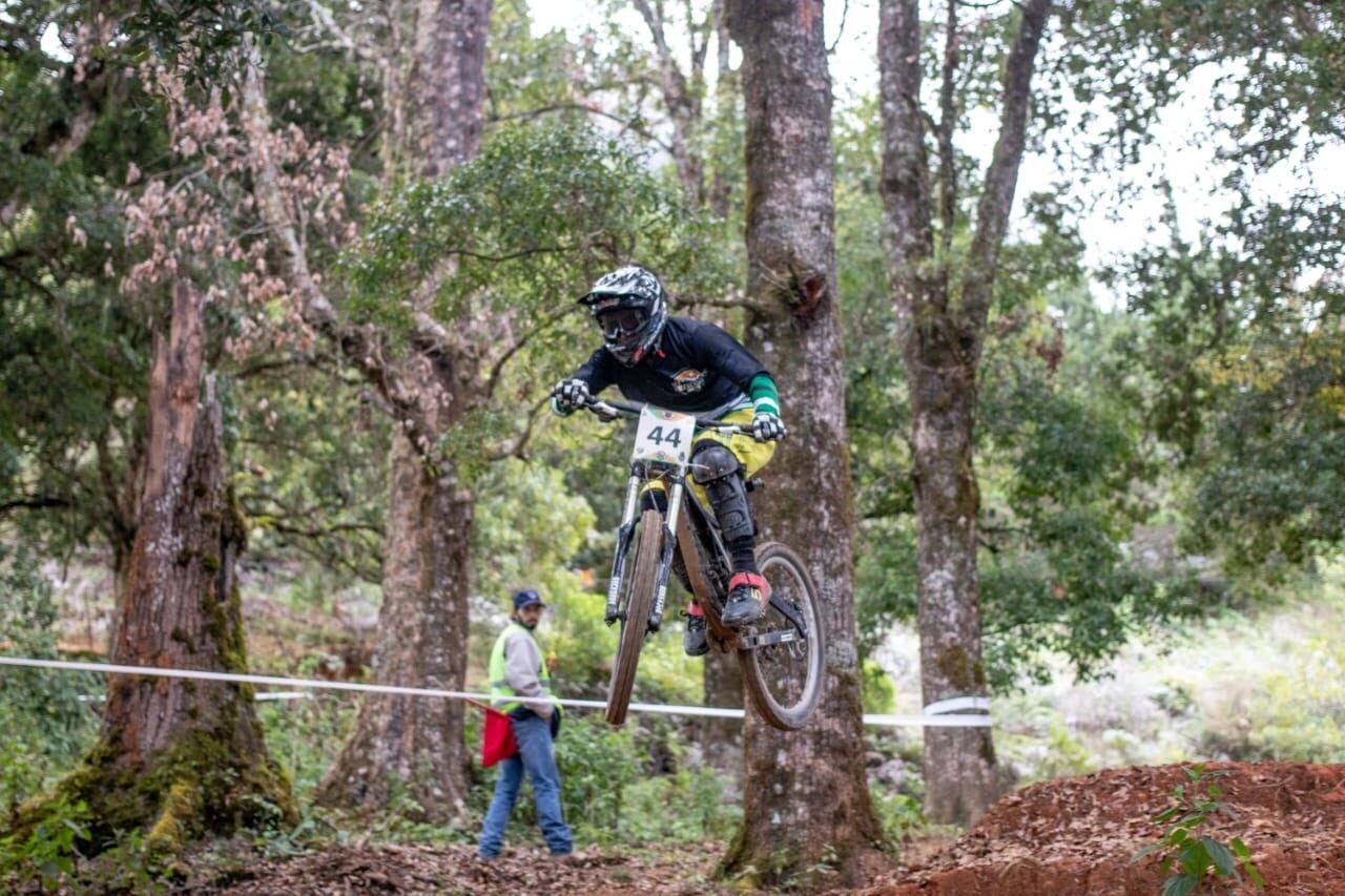 David Retana, joven que sufrió accidente practicando Downhill. Foto cortesía David Retana.