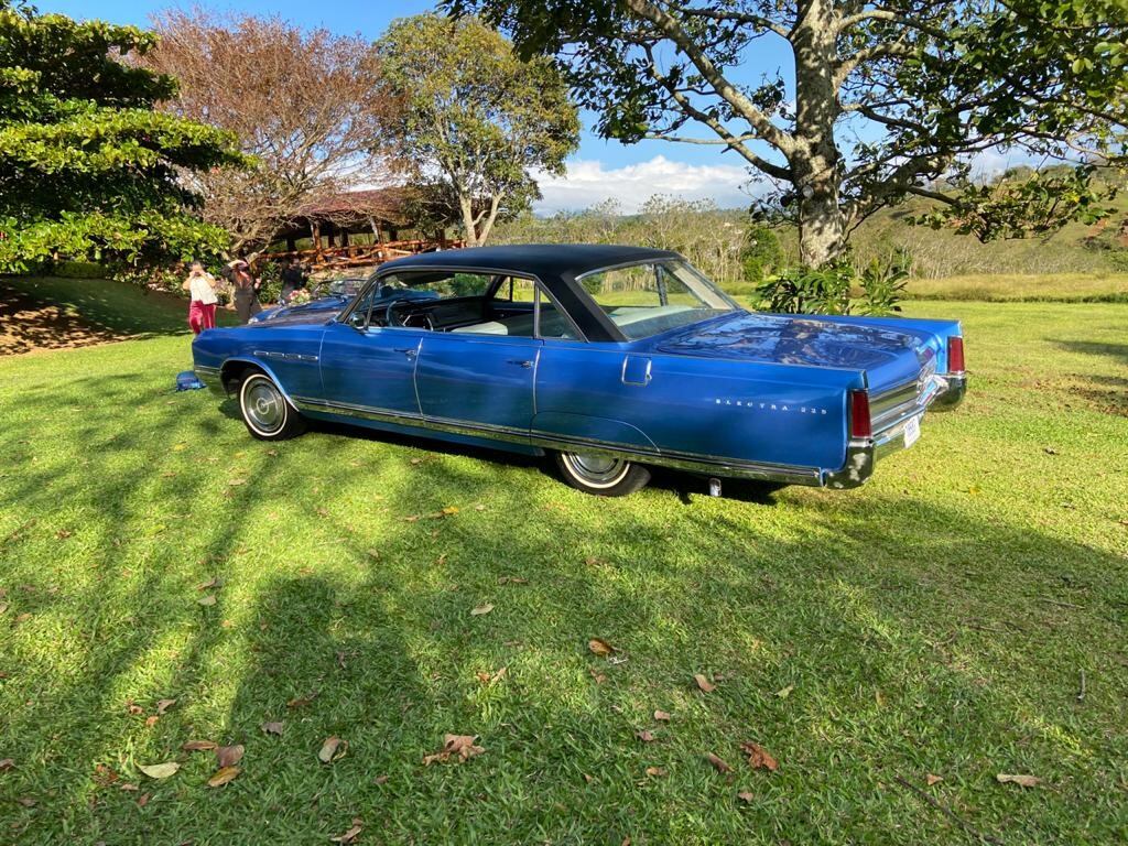 Wallace Cover y su chuzo. Cortesía.