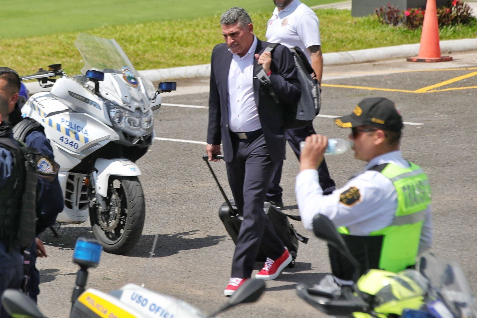 Salida de la Selección Nacional al aeropuerto