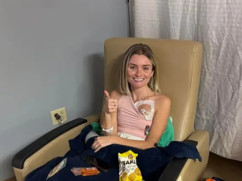A Savannah Caldwell, una joven de 25 años le dijeron que era demasiado joven para tener cáncer de seno. Instagram Savannah Caldwell.