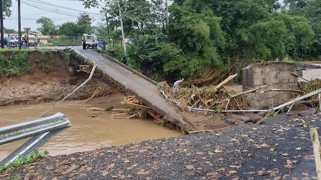 Afectación por lluvias en San Carlos. Foto Edgar Chichilla.