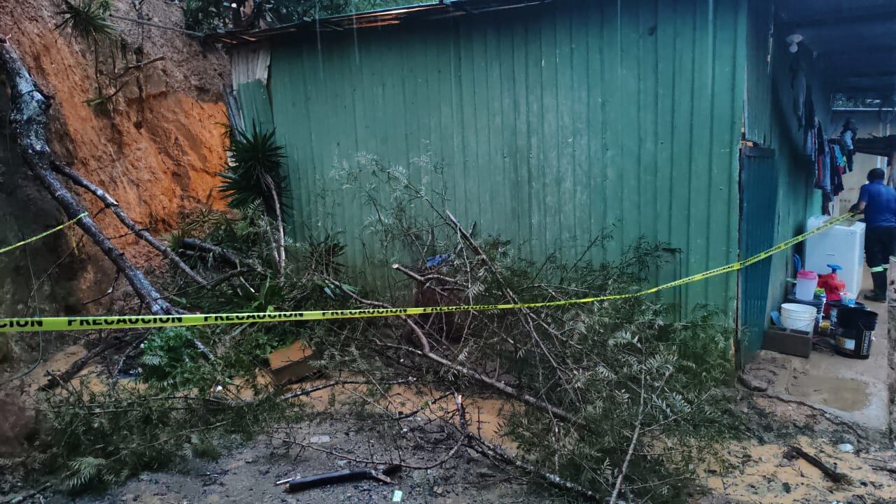 Niño murió sepultado por terraplén en La Unión