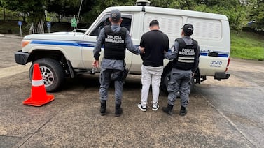 Detienen a extranjero ligado con el Tren de Aragua cuando trató de solicitar permanencia legal en Costa Rica