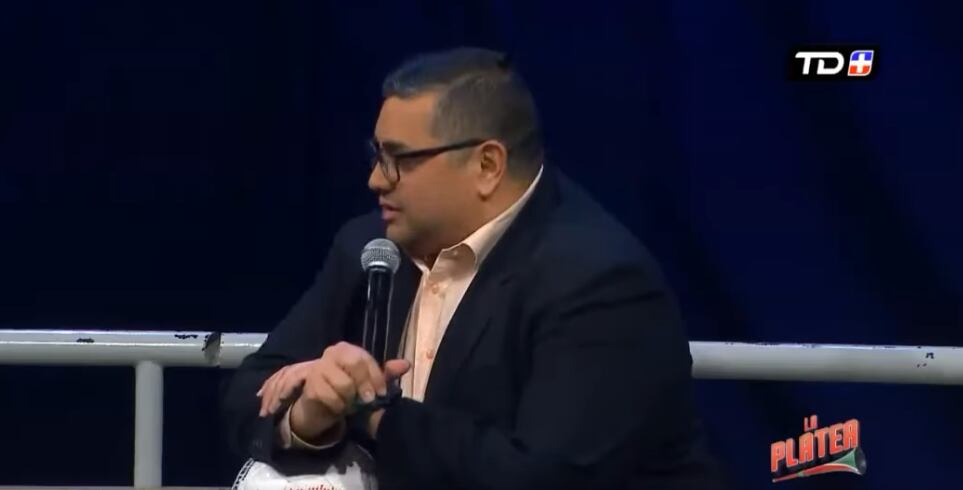 Christian Sandoval y David Diach se agarraron por culpa de Rolando Fonseca. Captura de pantalla.