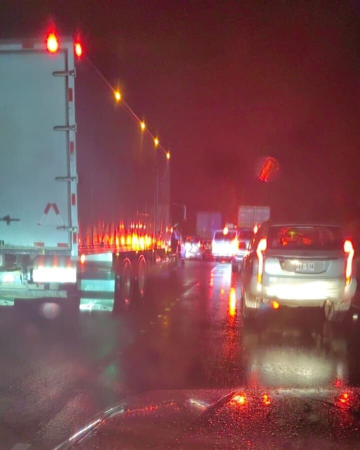 María Isabel Pereira, mujer que perdió ambas piernas en accidente con tráiler en ruta 32. Foto tomada de redes.