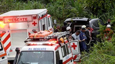 Intentan rescatar a niña de seis años y dos adultos arrastrados por río en Alajuela