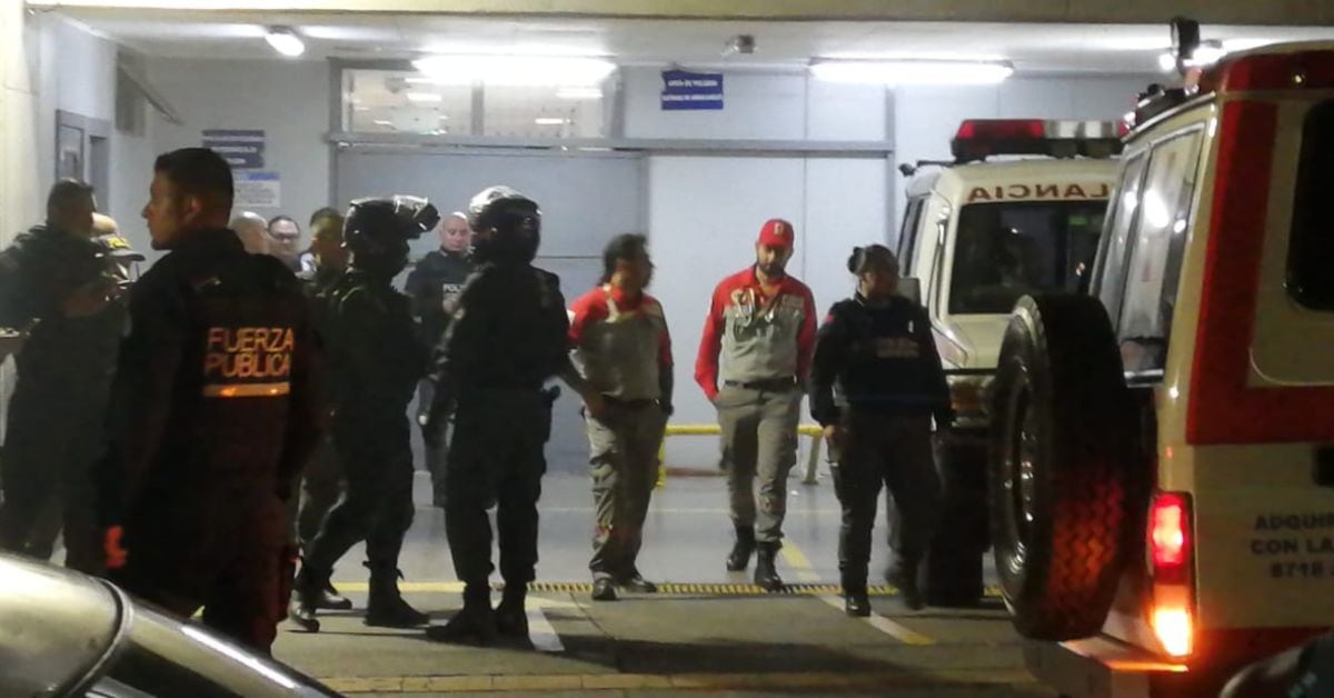 Un menor de 16 años y un joven de 20 fueron baleados la noche de este lunes en el Proyecto Manuel de Jesús Jiménez en Cartago. Ambos fueron trasladados al Hospital Max Peralta. Se reportó que el menor falleció y el joven se encuentra en estado delicado. (Foto suministrada por Keyna Calderón)