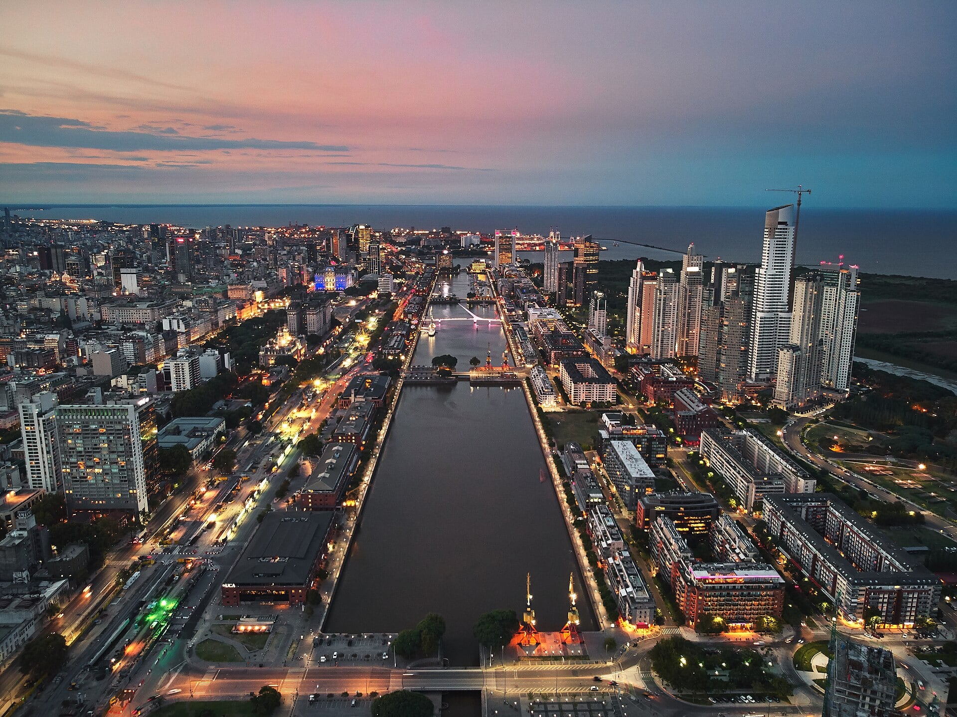 'Time Out' incluyó ocho ciudades latinoamericanas en su ranking mundial de 2026. Estas fueron las mejor ubicadas y las razones.