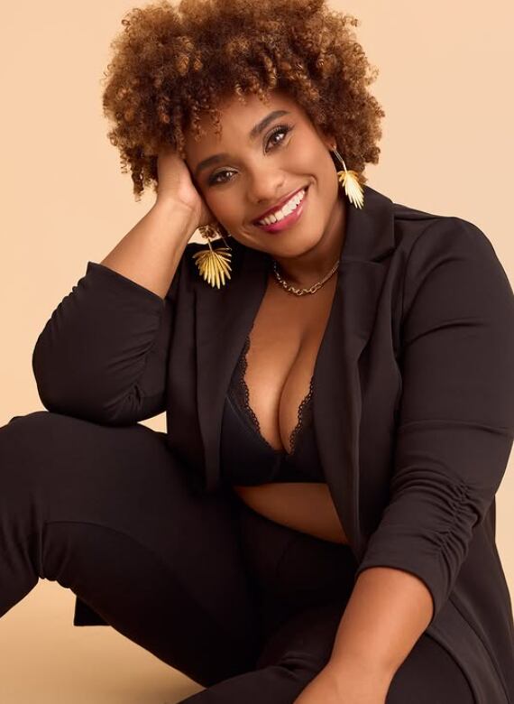 Rosaura "Rose" Davis, locutora y animadora de la Concacaf