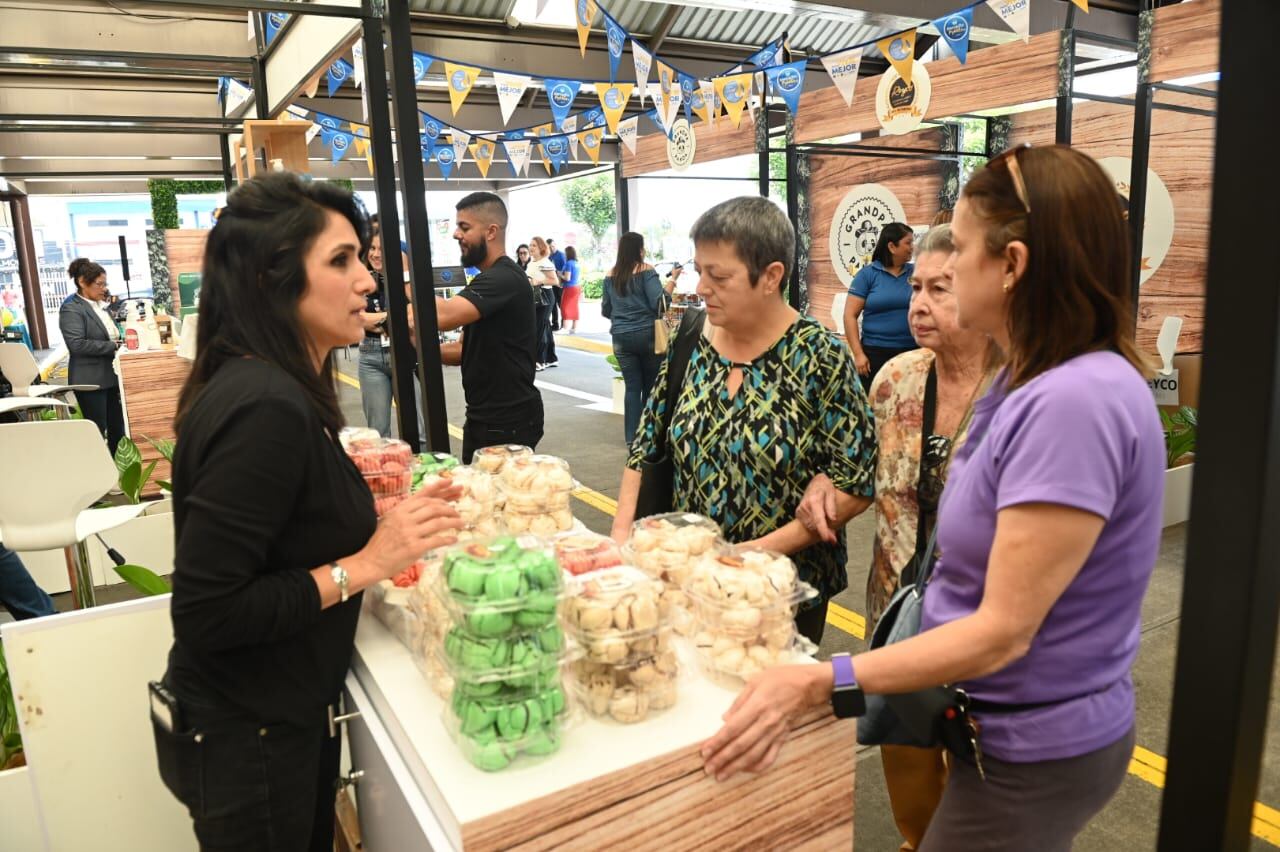 pymes, feria, Walmart