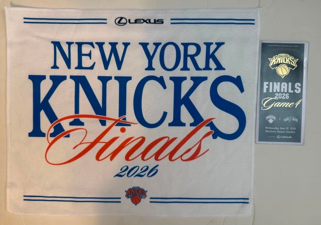 Rubén Alfaro es aficionado a los Knicks desde que tenía 13 años.