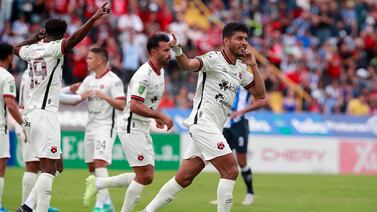 Instagram de Johan Venegas deja bateados a muchos con un extraño suceso