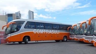 Empresa de buses deja guindando a miles de personas al cancelar servicio de la nada