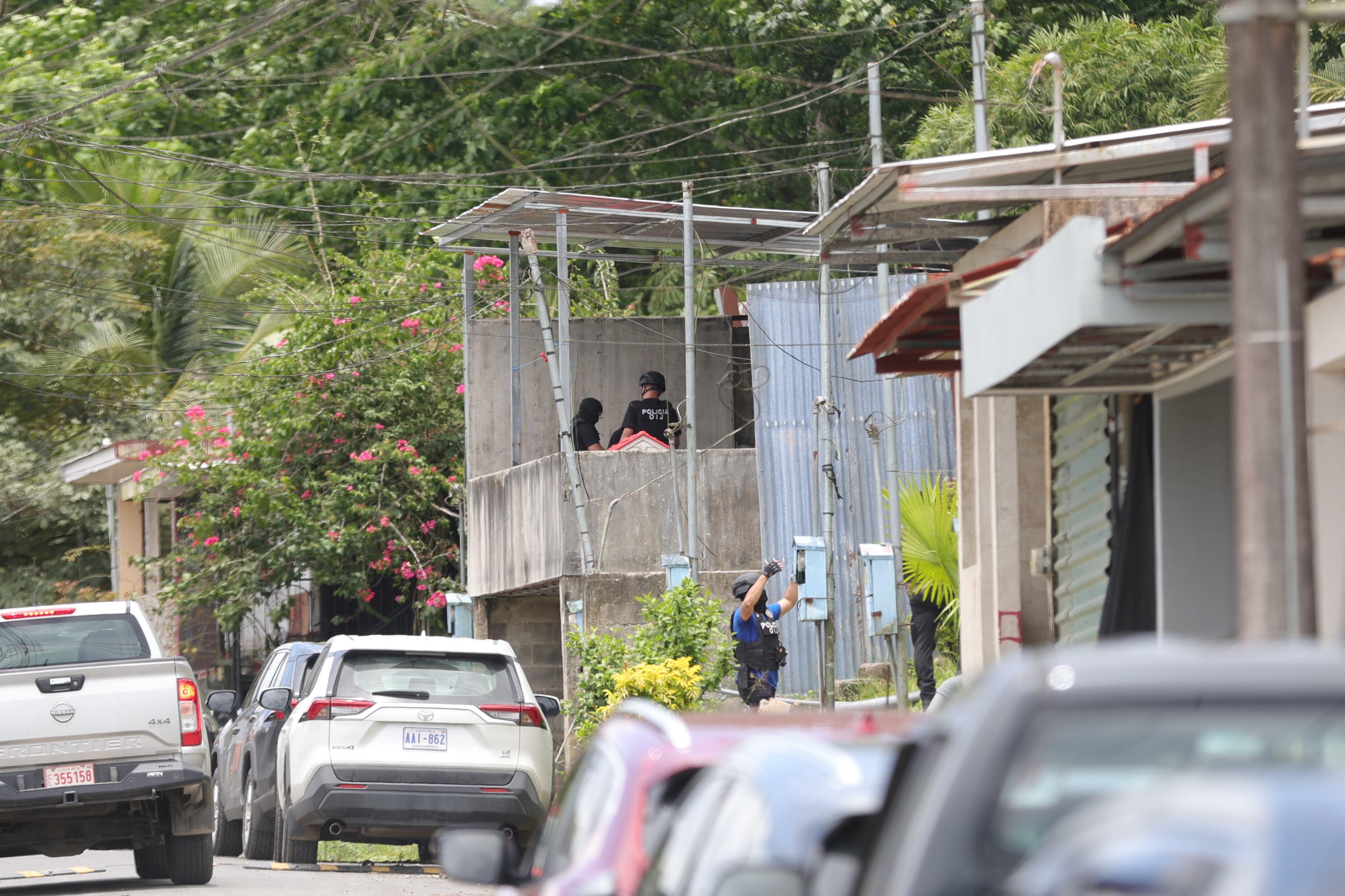 13/08/2025/ Allanamientos en barrio Atlántida para detener a socios de Tony Peña Russell, Caso se conoce como Tony’s boys Grupo se constituyó tras la captura de Tony el año pasado / foto John Durán