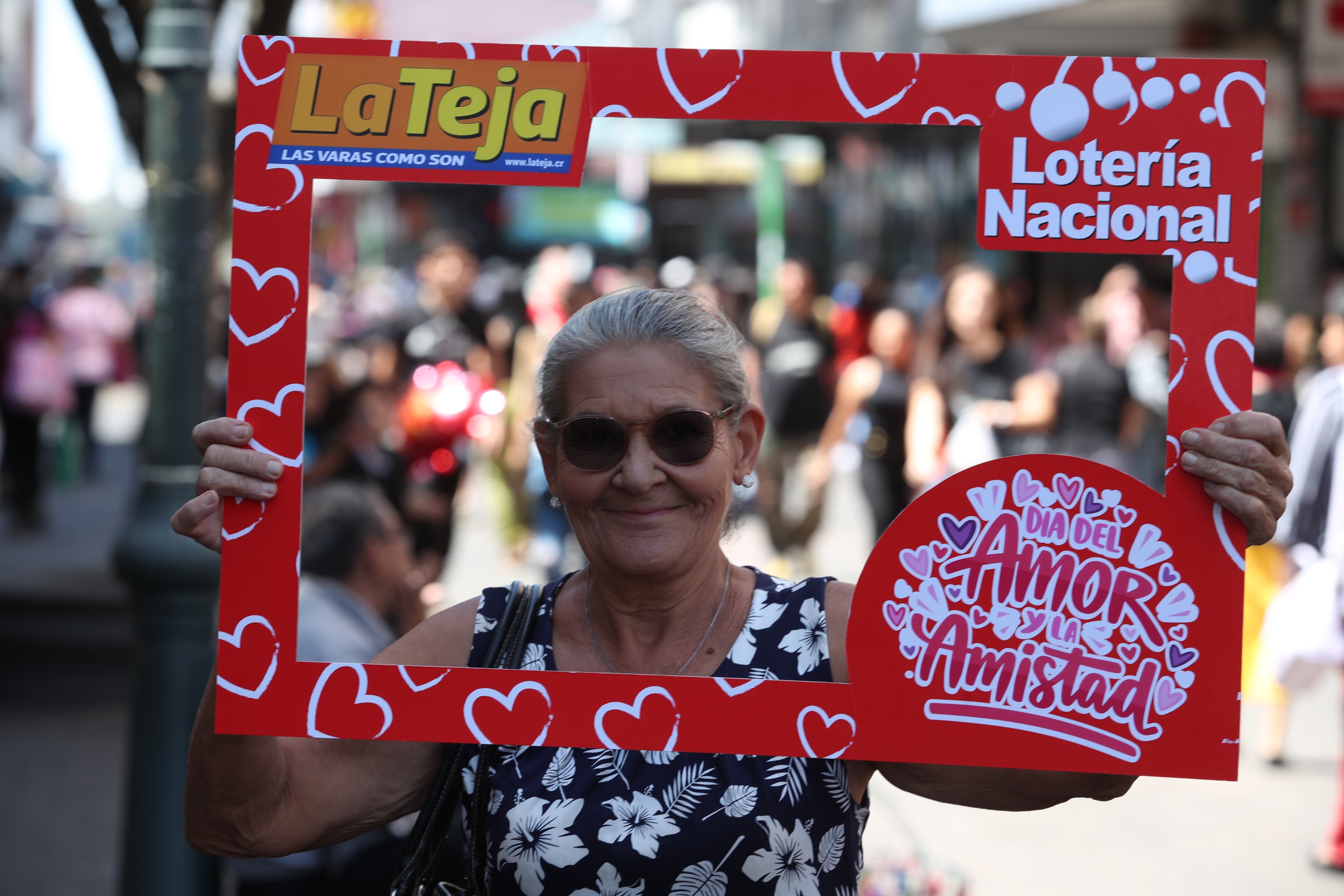 14/02/2024/ recorrido con La Teja donde los josefinos envían saludo especial por medio de las redes sociales de La Teja con un marco alusivo a san Valentín/ foto John Durán