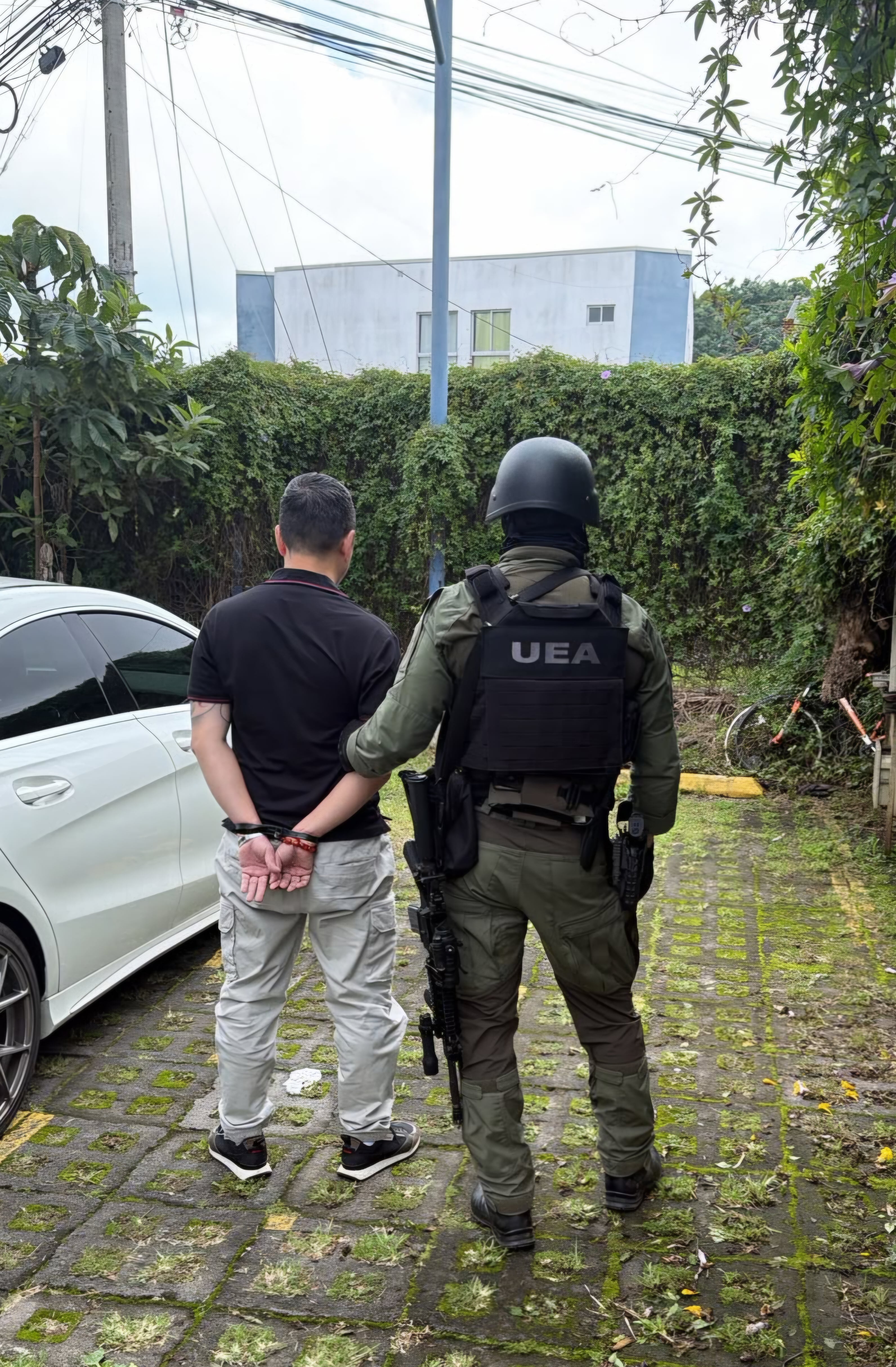 Un chino naturalizado costarricense de apellidos Zhang Guobin, de 54 años, para ser extraditado a los Estados Unidos. Foto: Ministerio Público