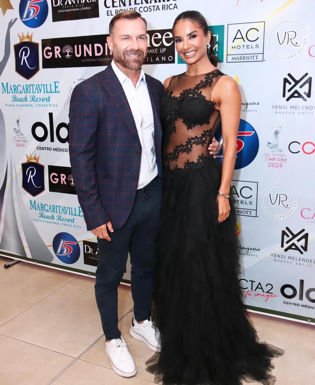 Karol Uzaga y José Francisco Alfaro celebran 24 años de casados. Instagram.