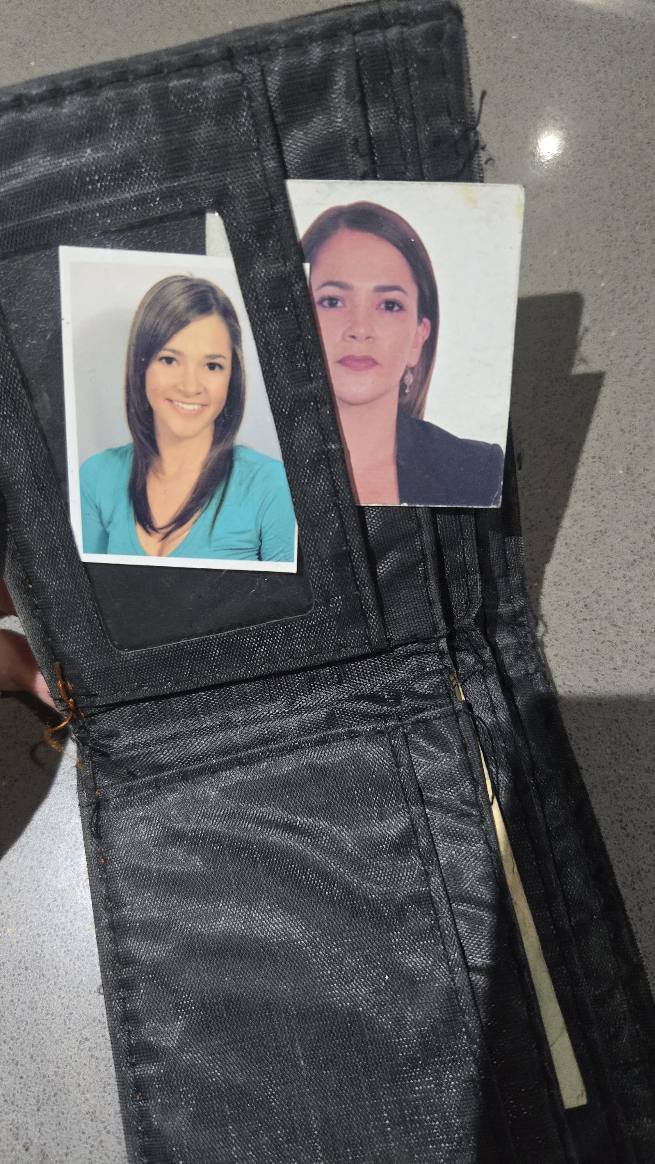 Billetera de Marta Emilia, personaje de Natalia Monge.