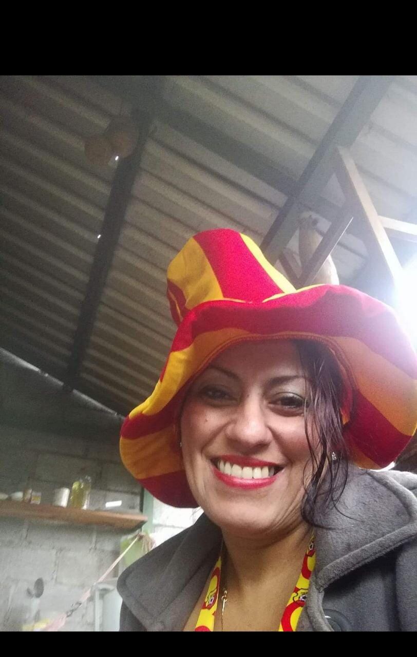 Beiker Latino, cáncer de mama, aficionado herediano, María Esteli Flores