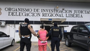 Detienen a sospechoso de asesinar a hombre por presunto pleito relacionado con drogas