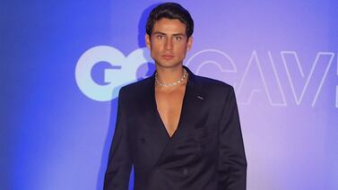 Actor tico David Ulloa debutará esta noche en telenovela Amar, ¿a qué hora y en qué canal lo puede ver?