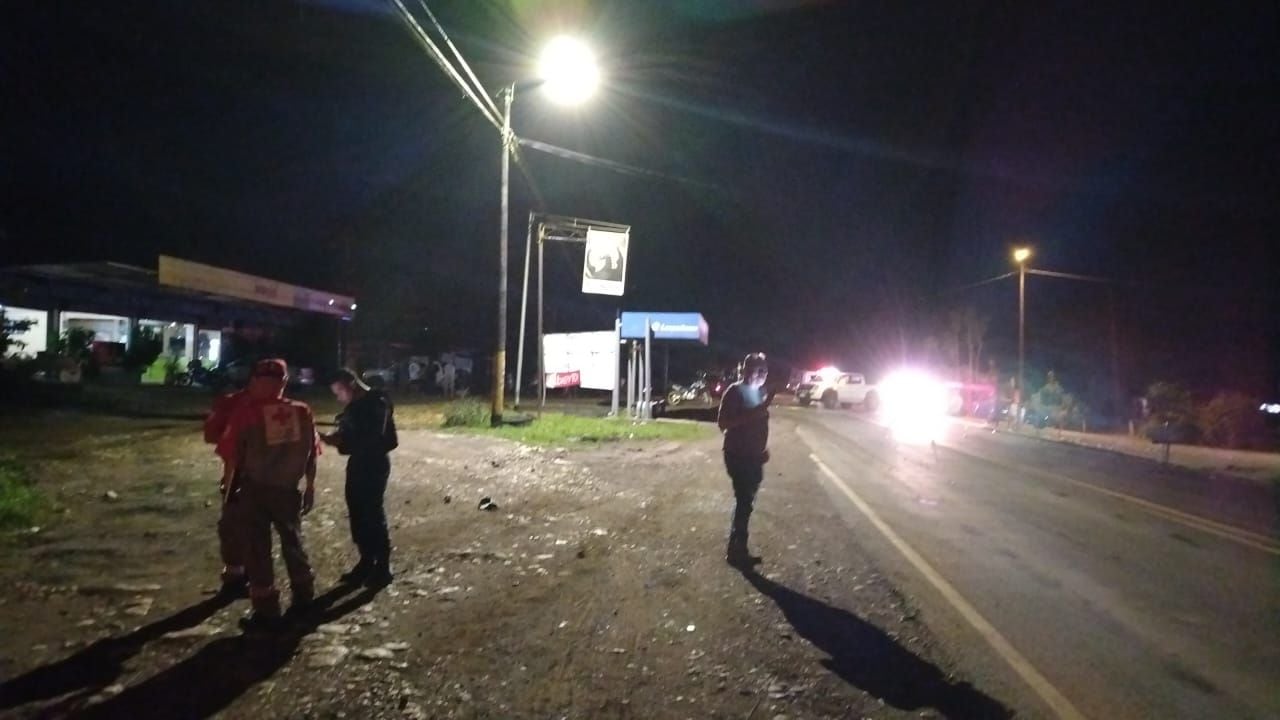 Un joven de apellidos Venegas Montes, de 21 años, perdió la vida cuando salía de un parqueo en Villa Colón, Piedras Blancas de Osa. Foto: Tomada de Osa Informativo