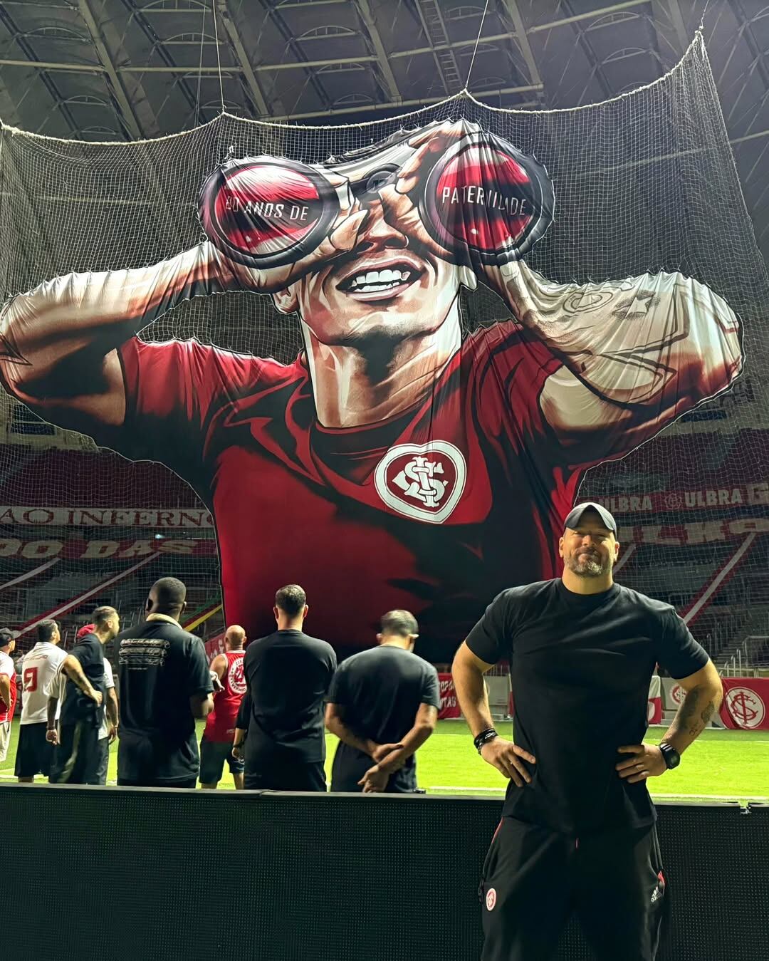 Gonzalo Rodríguez es un artista argentino que diseñó el tifo que Alajuelense mostró en el clásico ante Saprissa. Instagram Gonzalo Rodríguez.