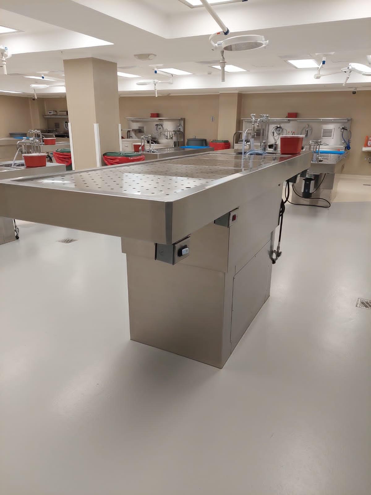 Remodelación y nuevas instalaciones de morgue judicial. Foto OIJ.