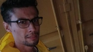 Misterio rodea caso de joven salonero que desapareció tras salir huyendo de un bar