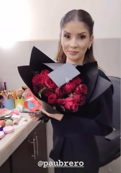 पॉला ब्रेनेस, पत्रकार आणि टेलिडियारियो, चॅनल 8, मल्टीमीडियाचे प्रस्तुतकर्ता