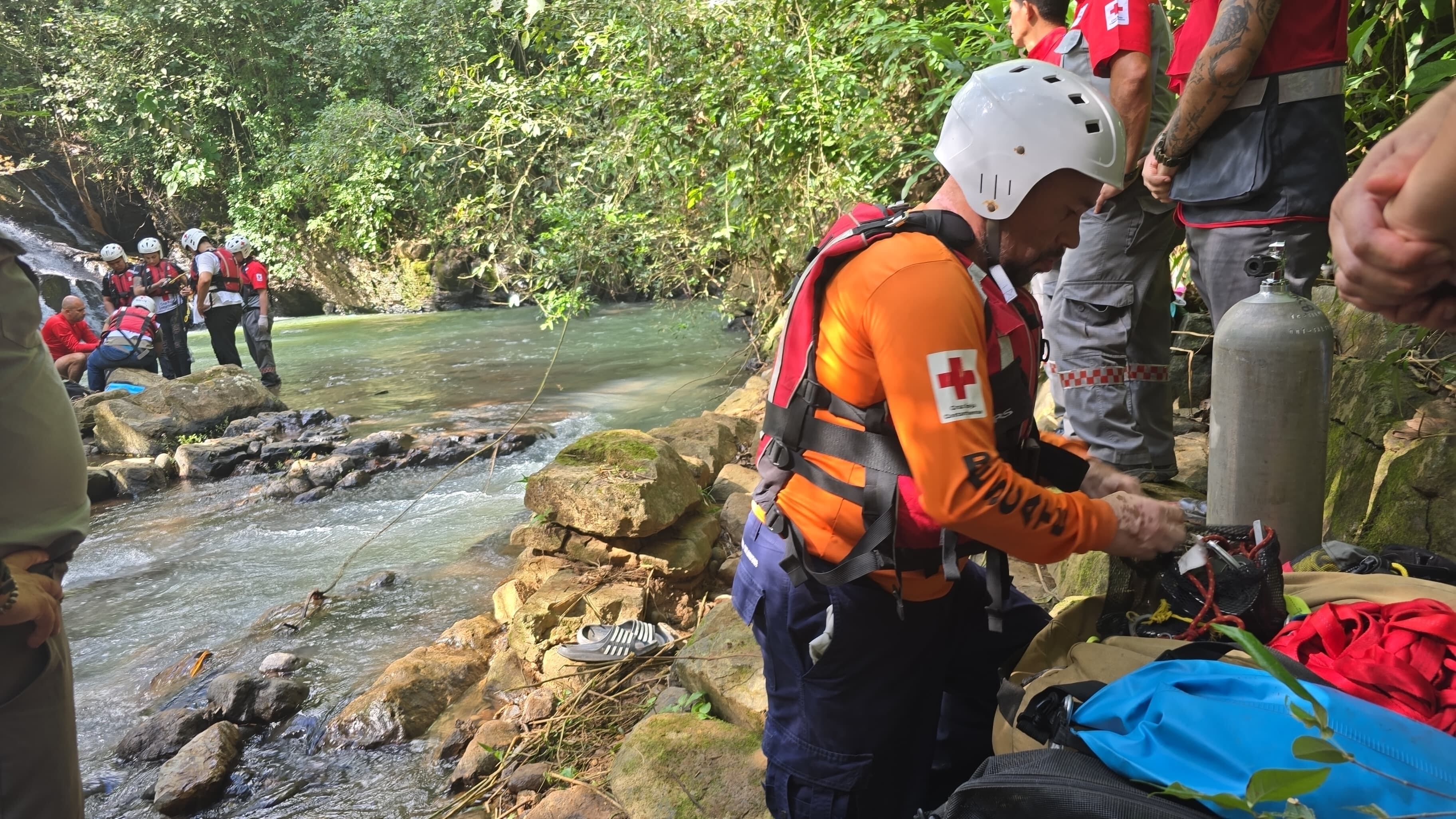Dos menores murieron en accidente acuático en Pérez Zeledón