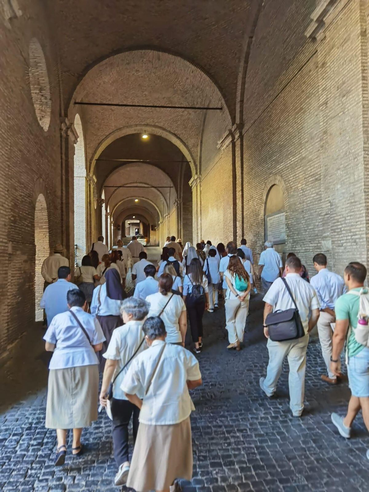 A las 6 en punto de la tarde del próximo jueves 1 de agosto, en la iglesia Santa Ana, ubicada en el Vaticano, comenzará una misa en honor a la Patrona de Costa Rica, la virgen de los Ángeles y después habrá romería dentro de los jardines del Vaticano.