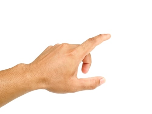 Según la jefa de bancada, Pilar Cisneros, es necesario desarrollar obra pública “a dedo o no a dedo”.