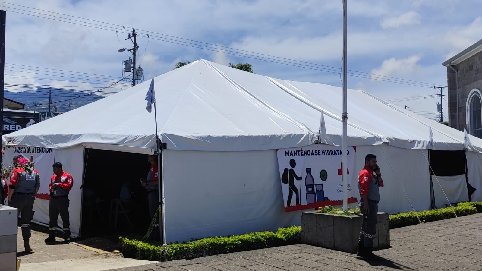 Puesto de la Cruz Roja en Romería