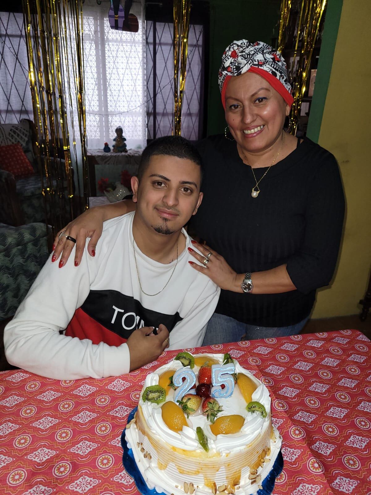 Beiker Latino, cáncer de mama, aficionado herediano, María Esteli Flores