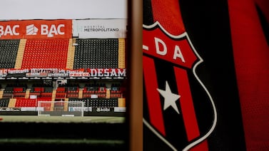 Esto dice Alajuelense de la terrible emergencia que pasó en el Morera Soto y que dejó un hombre grave