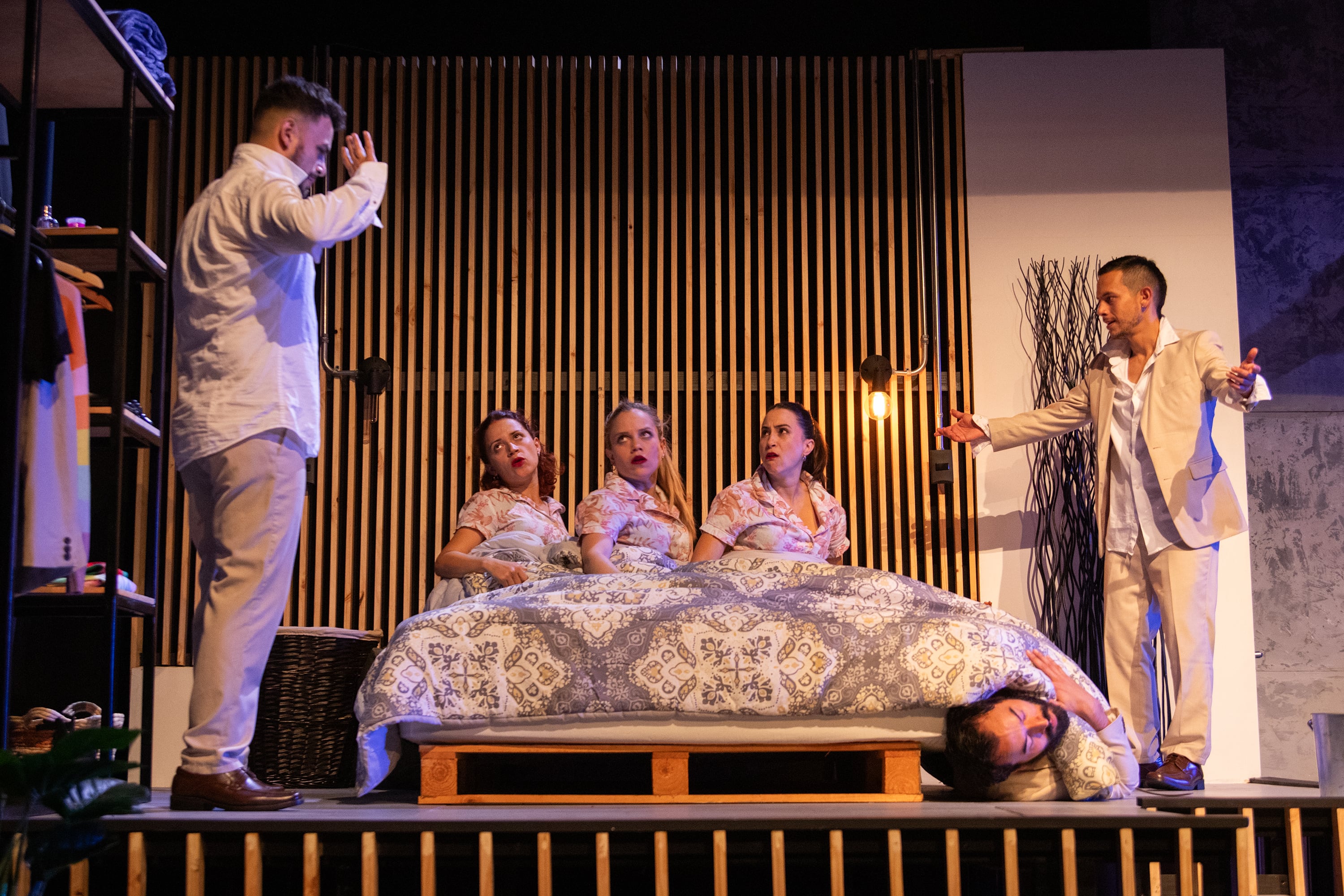 22/02/2024, San José, Ensayo general de la obra Así de simple, que se presenta en el Teatro Espressivo. El elenco está compuesto por Sofía Chaverri, Silvia Baltodano, Karla Barquero, Manuel Martín, Bruno Camacho y Javier Montenegro